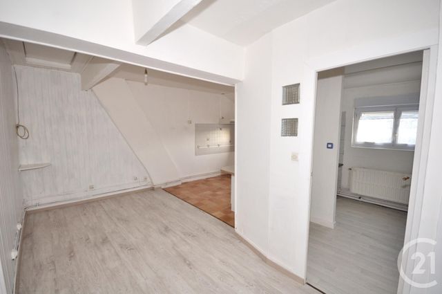 maison à vendre - 8 pièces - 153.0 m2 - JEUMONT - 59 - NORD-PAS-DE-CALAIS - Century 21 Art-Immo maison à vendre - 8 pièces - 153.0 m2 - JEUMONT - 59 - NORD-PAS-DE-CALAIS - Century 21 Art-Immo