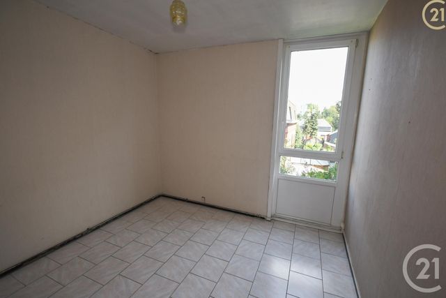 Afficher la photo en grand appartement à vendre - 5 pièces - 77.65 m2 - MAUBEUGE - 59 - NORD-PAS-DE-CALAIS - Century 21 Art-Immo