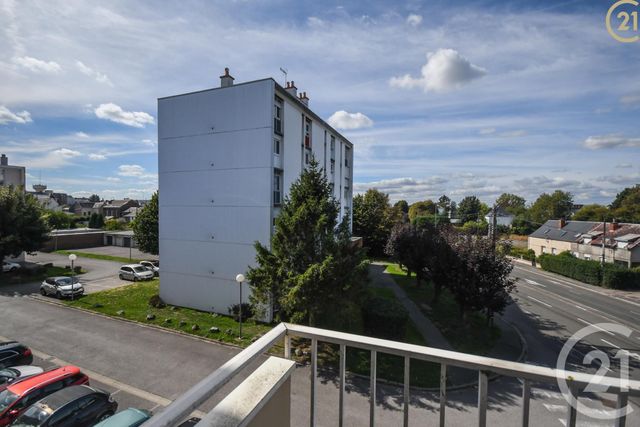 Afficher la photo en grand appartement à vendre - 5 pièces - 77.65 m2 - MAUBEUGE - 59 - NORD-PAS-DE-CALAIS - Century 21 Art-Immo