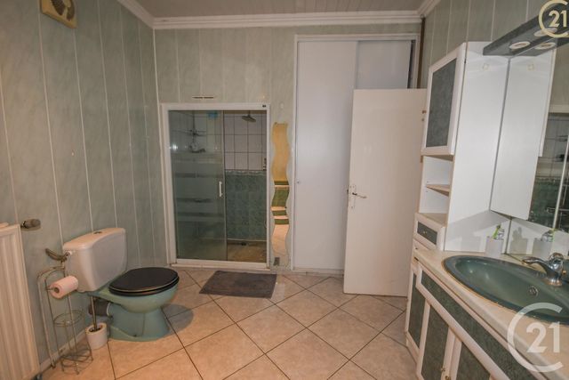 maison à vendre - 9 pièces - 144.7 m2 - HAUTMONT - 59 - NORD-PAS-DE-CALAIS - Century 21 Art-Immo maison à vendre - 9 pièces - 144.7 m2 - HAUTMONT - 59 - NORD-PAS-DE-CALAIS - Century 21 Art-Immo