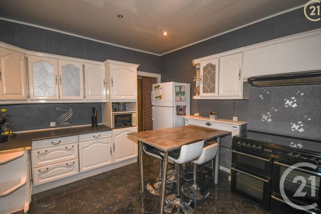 maison à vendre - 9 pièces - 144.7 m2 - HAUTMONT - 59 - NORD-PAS-DE-CALAIS - Century 21 Art-Immo maison à vendre - 9 pièces - 144.7 m2 - HAUTMONT - 59 - NORD-PAS-DE-CALAIS - Century 21 Art-Immo