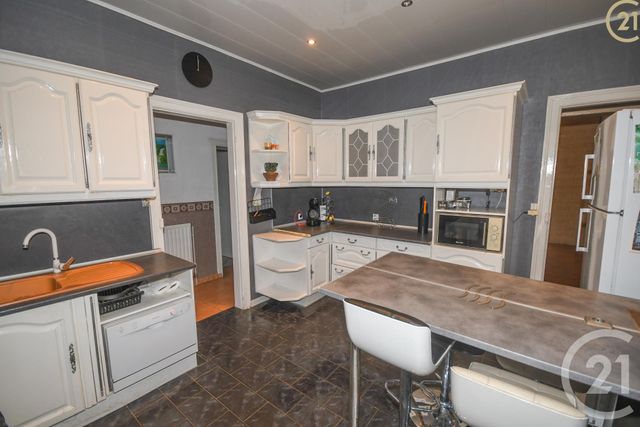 maison à vendre - 9 pièces - 144.7 m2 - HAUTMONT - 59 - NORD-PAS-DE-CALAIS - Century 21 Art-Immo maison à vendre - 9 pièces - 144.7 m2 - HAUTMONT - 59 - NORD-PAS-DE-CALAIS - Century 21 Art-Immo