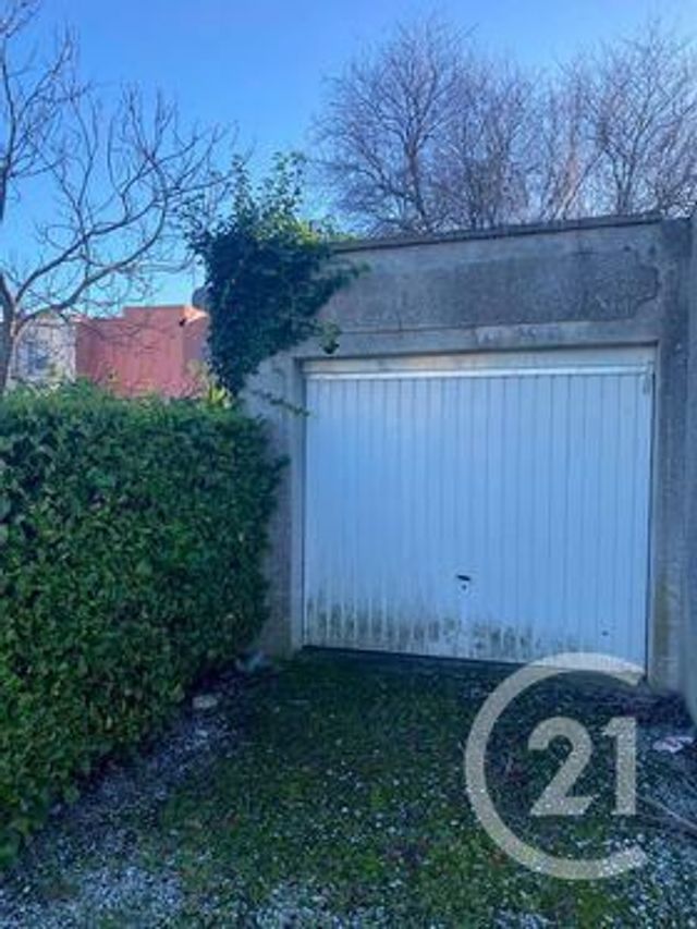 parking à vendre - 15.0 m2 - MAUBEUGE - 59 - NORD-PAS-DE-CALAIS - Century 21 Art-Immo parking à vendre - 15.0 m2 - MAUBEUGE - 59 - NORD-PAS-DE-CALAIS - Century 21 Art-Immo