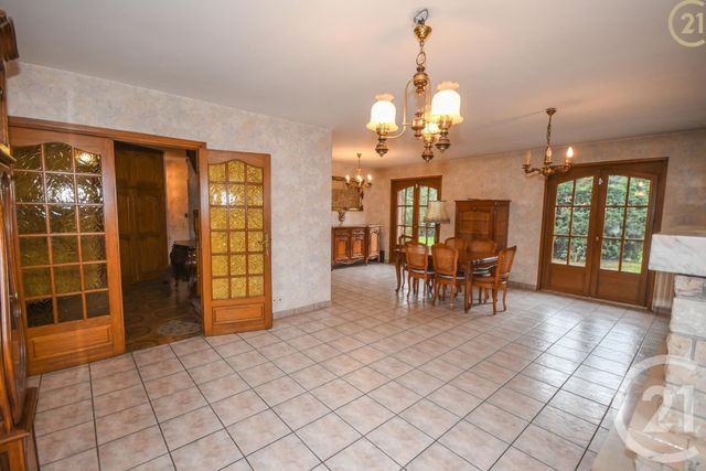 maison à vendre - 6 pièces - 139.17 m2 - MAUBEUGE - 59 - NORD-PAS-DE-CALAIS - Century 21 Art-Immo maison à vendre - 6 pièces - 139.17 m2 - MAUBEUGE - 59 - NORD-PAS-DE-CALAIS - Century 21 Art-Immo