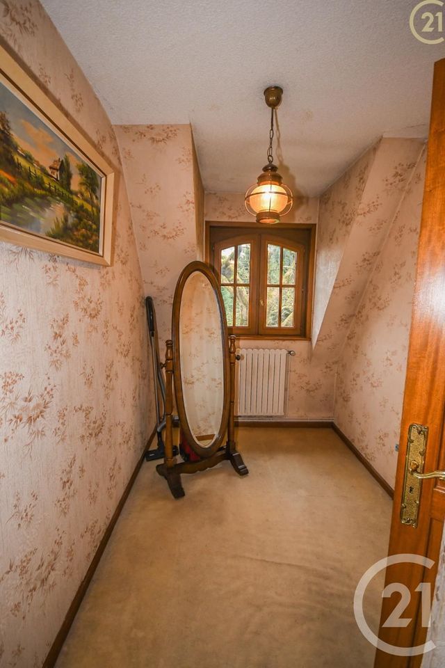 maison à vendre - 6 pièces - 139.17 m2 - MAUBEUGE - 59 - NORD-PAS-DE-CALAIS - Century 21 Art-Immo maison à vendre - 6 pièces - 139.17 m2 - MAUBEUGE - 59 - NORD-PAS-DE-CALAIS - Century 21 Art-Immo