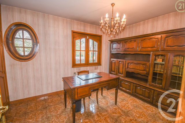 maison à vendre - 6 pièces - 139.17 m2 - MAUBEUGE - 59 - NORD-PAS-DE-CALAIS - Century 21 Art-Immo maison à vendre - 6 pièces - 139.17 m2 - MAUBEUGE - 59 - NORD-PAS-DE-CALAIS - Century 21 Art-Immo
