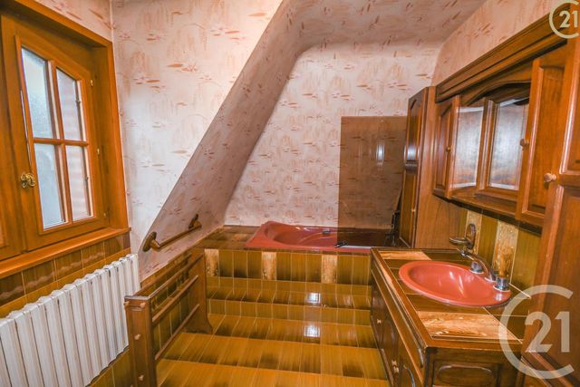 maison à vendre - 6 pièces - 139.17 m2 - MAUBEUGE - 59 - NORD-PAS-DE-CALAIS - Century 21 Art-Immo maison à vendre - 6 pièces - 139.17 m2 - MAUBEUGE - 59 - NORD-PAS-DE-CALAIS - Century 21 Art-Immo