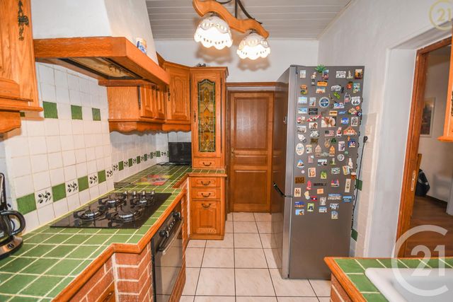 maison à vendre - 5 pièces - 127.1 m2 - MAUBEUGE - 59 - NORD-PAS-DE-CALAIS - Century 21 Art-Immo maison à vendre - 5 pièces - 127.1 m2 - MAUBEUGE - 59 - NORD-PAS-DE-CALAIS - Century 21 Art-Immo