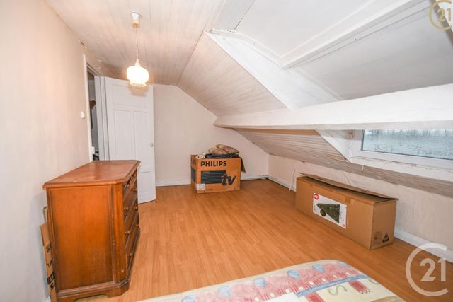 maison à vendre - 5 pièces - 127.1 m2 - MAUBEUGE - 59 - NORD-PAS-DE-CALAIS - Century 21 Art-Immo maison à vendre - 5 pièces - 127.1 m2 - MAUBEUGE - 59 - NORD-PAS-DE-CALAIS - Century 21 Art-Immo