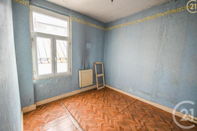 Afficher la photo en grand Appartement Duplex à vendre - 11 pièces - 172.46 m2 - HAUTMONT - 59 - NORD-PAS-DE-CALAIS - Century 21 Art-Immo
