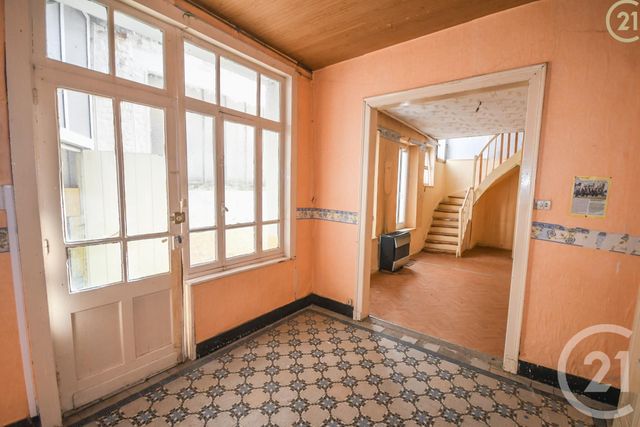 Afficher la photo en grand Appartement Duplex à vendre - 11 pièces - 172.46 m2 - HAUTMONT - 59 - NORD-PAS-DE-CALAIS - Century 21 Art-Immo
