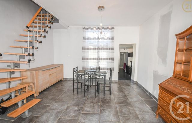 maison à vendre - 5 pièces - 98.36 m2 - MAUBEUGE - 59 - NORD-PAS-DE-CALAIS - Century 21 Art-Immo maison à vendre - 5 pièces - 98.36 m2 - MAUBEUGE - 59 - NORD-PAS-DE-CALAIS - Century 21 Art-Immo