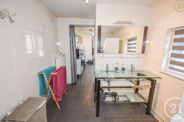 maison à vendre - 5 pièces - 98.36 m2 - MAUBEUGE - 59 - NORD-PAS-DE-CALAIS - Century 21 Art-Immo maison à vendre - 5 pièces - 98.36 m2 - MAUBEUGE - 59 - NORD-PAS-DE-CALAIS - Century 21 Art-Immo