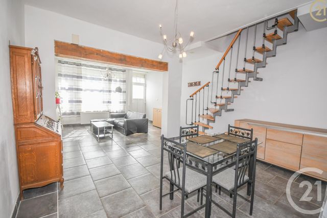 maison à vendre - 5 pièces - 98.36 m2 - MAUBEUGE - 59 - NORD-PAS-DE-CALAIS - Century 21 Art-Immo maison à vendre - 5 pièces - 98.36 m2 - MAUBEUGE - 59 - NORD-PAS-DE-CALAIS - Century 21 Art-Immo