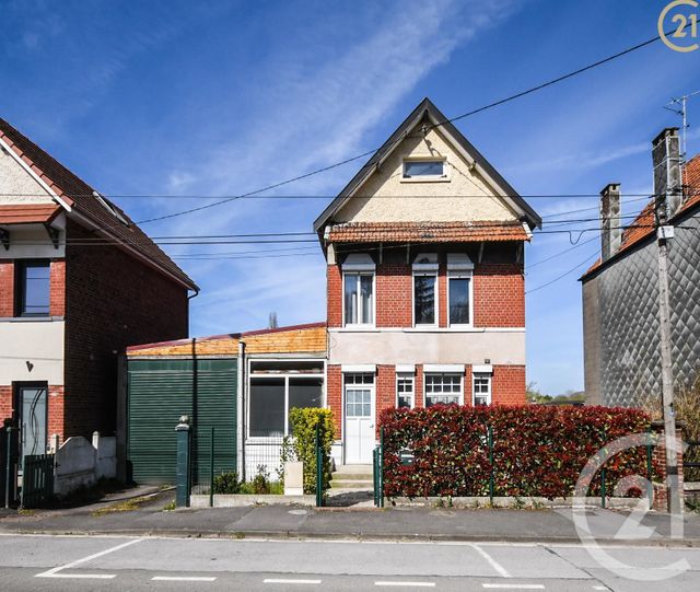 maison à vendre - 5 pièces - 98.36 m2 - MAUBEUGE - 59 - NORD-PAS-DE-CALAIS - Century 21 Art-Immo maison à vendre - 5 pièces - 98.36 m2 - MAUBEUGE - 59 - NORD-PAS-DE-CALAIS - Century 21 Art-Immo