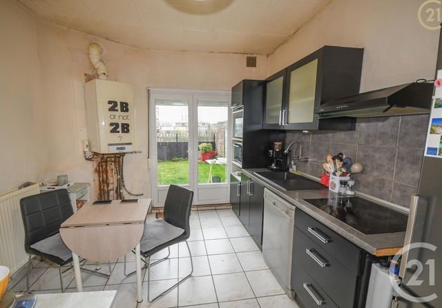 maison à vendre - 5 pièces - 110.14 m2 - HAUTMONT - 59 - NORD-PAS-DE-CALAIS - Century 21 Art-Immo maison à vendre - 5 pièces - 110.14 m2 - HAUTMONT - 59 - NORD-PAS-DE-CALAIS - Century 21 Art-Immo