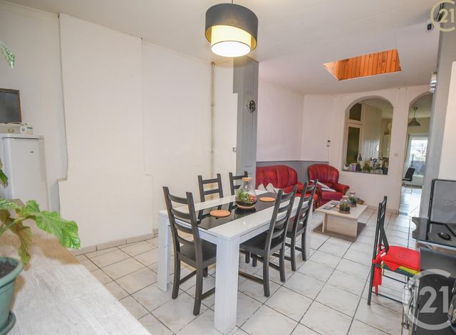 maison à vendre - 5 pièces - 110.14 m2 - HAUTMONT - 59 - NORD-PAS-DE-CALAIS - Century 21 Art-Immo maison à vendre - 5 pièces - 110.14 m2 - HAUTMONT - 59 - NORD-PAS-DE-CALAIS - Century 21 Art-Immo