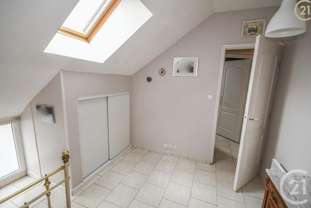 maison à vendre - 5 pièces - 74.65 m2 - MAIRIEUX - 59 - NORD-PAS-DE-CALAIS - Century 21 Art-Immo maison à vendre - 5 pièces - 74.65 m2 - MAIRIEUX - 59 - NORD-PAS-DE-CALAIS - Century 21 Art-Immo