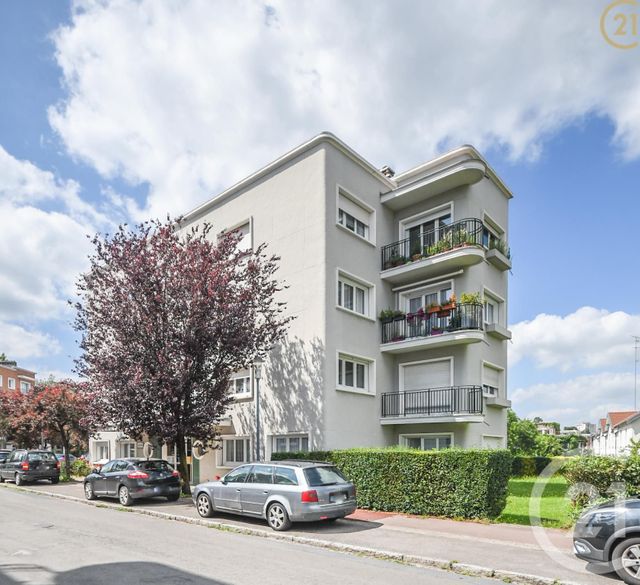 Afficher la photo en grand Appartement F2 à vendre - 3 pièces - 47.0 m2 - MAUBEUGE - 59 - NORD-PAS-DE-CALAIS - Century 21 Art-Immo
