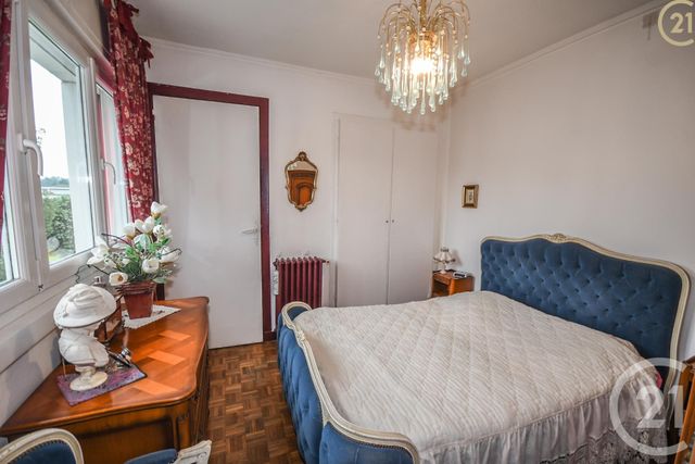 Afficher la photo en grand Appartement F2 à vendre - 3 pièces - 47.0 m2 - MAUBEUGE - 59 - NORD-PAS-DE-CALAIS - Century 21 Art-Immo