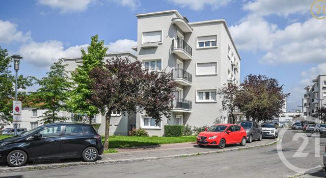 Afficher la photo en grand Appartement F2 à vendre - 3 pièces - 47.0 m2 - MAUBEUGE - 59 - NORD-PAS-DE-CALAIS - Century 21 Art-Immo