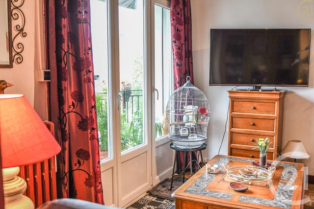 Afficher la photo en grand Appartement F2 à vendre - 3 pièces - 47.0 m2 - MAUBEUGE - 59 - NORD-PAS-DE-CALAIS - Century 21 Art-Immo