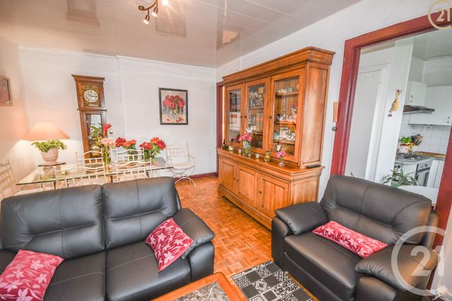 Afficher la photo en grand Appartement F2 à vendre - 3 pièces - 47.0 m2 - MAUBEUGE - 59 - NORD-PAS-DE-CALAIS - Century 21 Art-Immo