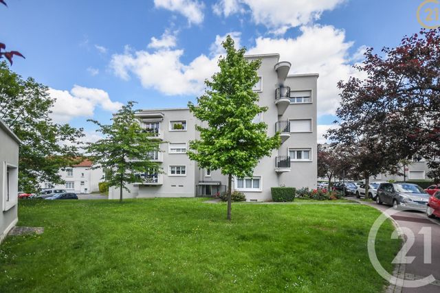 Afficher la photo en grand Appartement F2 à vendre - 3 pièces - 47.0 m2 - MAUBEUGE - 59 - NORD-PAS-DE-CALAIS - Century 21 Art-Immo