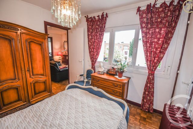 Afficher la photo en grand Appartement F2 à vendre - 3 pièces - 47.0 m2 - MAUBEUGE - 59 - NORD-PAS-DE-CALAIS - Century 21 Art-Immo