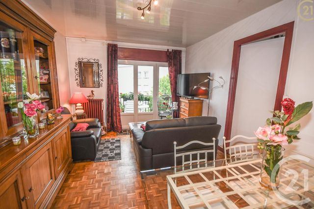Afficher la photo en grand Appartement F2 à vendre - 3 pièces - 47.0 m2 - MAUBEUGE - 59 - NORD-PAS-DE-CALAIS - Century 21 Art-Immo