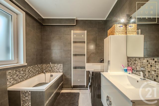 maison à vendre - 5 pièces - 108.12 m2 - ROUSIES - 59 - NORD-PAS-DE-CALAIS - Century 21 Art-Immo