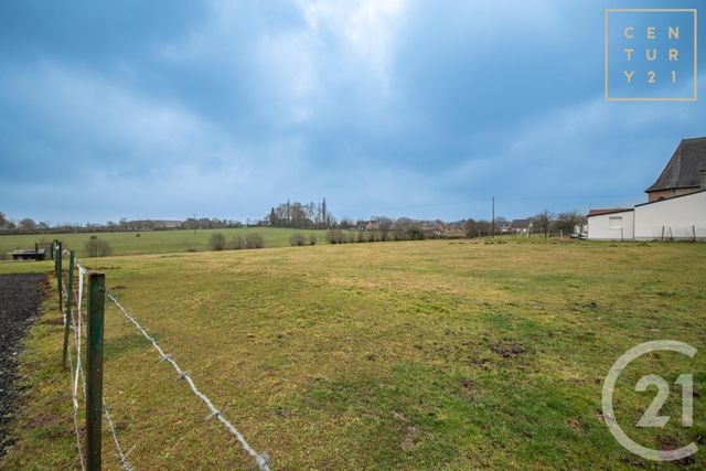 Afficher la photo en grand terrain à vendre - 938.0 m2 - SOLRE LE CHATEAU - 59 - NORD-PAS-DE-CALAIS - Century 21 Art-Immo