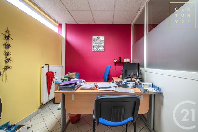 Appartement Local à vendre - 7 pièces - 76.0 m2 - MAUBEUGE - 59 - NORD-PAS-DE-CALAIS - Century 21 Art-Immo
