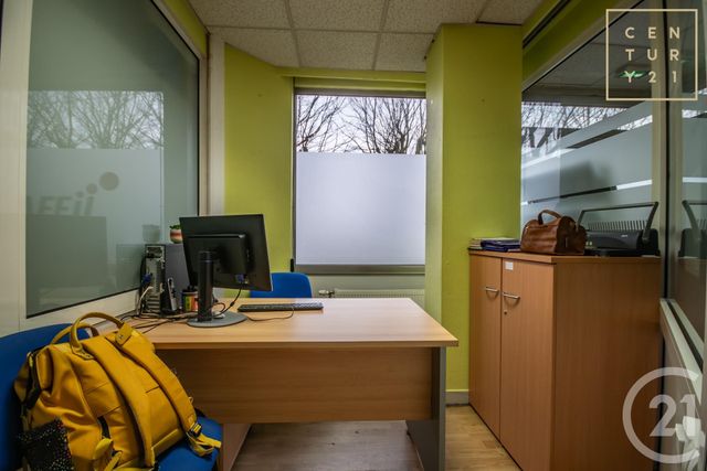 Appartement Local à vendre - 7 pièces - 76.0 m2 - MAUBEUGE - 59 - NORD-PAS-DE-CALAIS - Century 21 Art-Immo