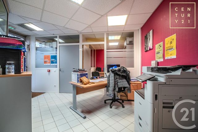Appartement Local à vendre - 7 pièces - 76.0 m2 - MAUBEUGE - 59 - NORD-PAS-DE-CALAIS - Century 21 Art-Immo