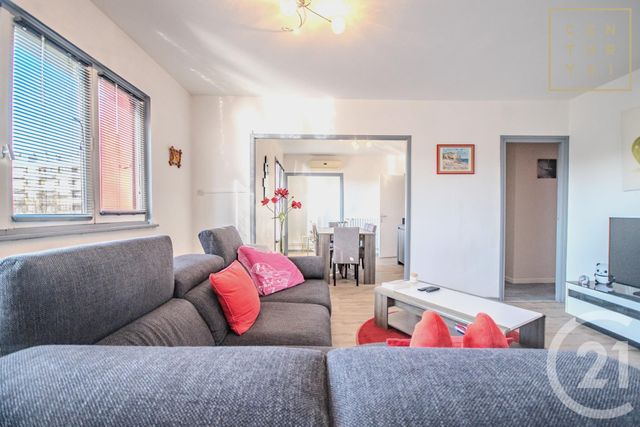 Appartement à vendre - 5 pièces - 78.52 m2 - MAUBEUGE - 59 - NORD-PAS-DE-CALAIS - Century 21 Art-Immo