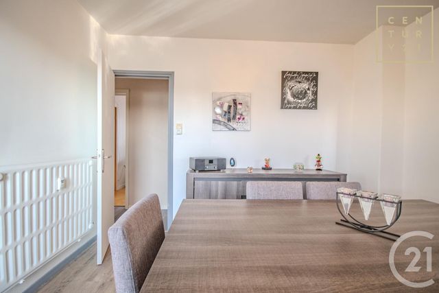 Appartement à vendre - 5 pièces - 78.52 m2 - MAUBEUGE - 59 - NORD-PAS-DE-CALAIS - Century 21 Art-Immo