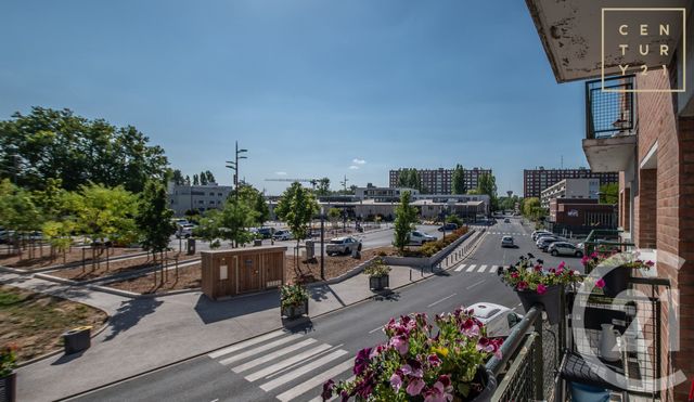 Appartement F3 à vendre - 4 pièces - 60.0 m2 - MAUBEUGE - 59 - NORD-PAS-DE-CALAIS - Century 21 Art-Immo
