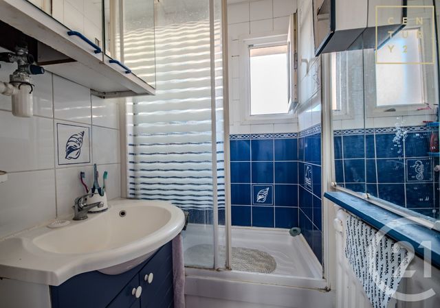 Appartement F3 à vendre - 4 pièces - 60.0 m2 - MAUBEUGE - 59 - NORD-PAS-DE-CALAIS - Century 21 Art-Immo