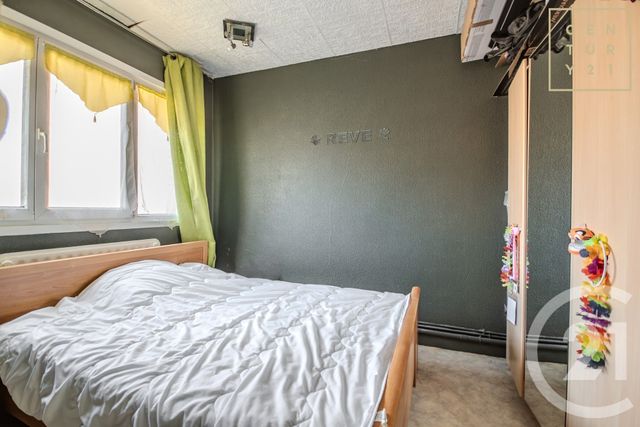 Appartement F3 à vendre - 4 pièces - 60.0 m2 - MAUBEUGE - 59 - NORD-PAS-DE-CALAIS - Century 21 Art-Immo