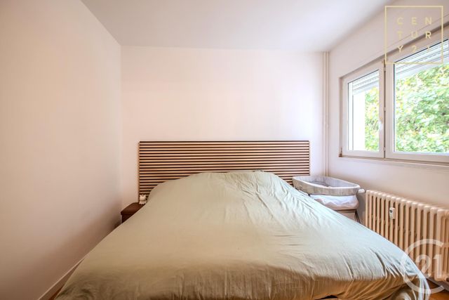 Appartement F4 à vendre - 4 pièces - 74.0 m2 - MAUBEUGE - 59 - NORD-PAS-DE-CALAIS - Century 21 Art-Immo