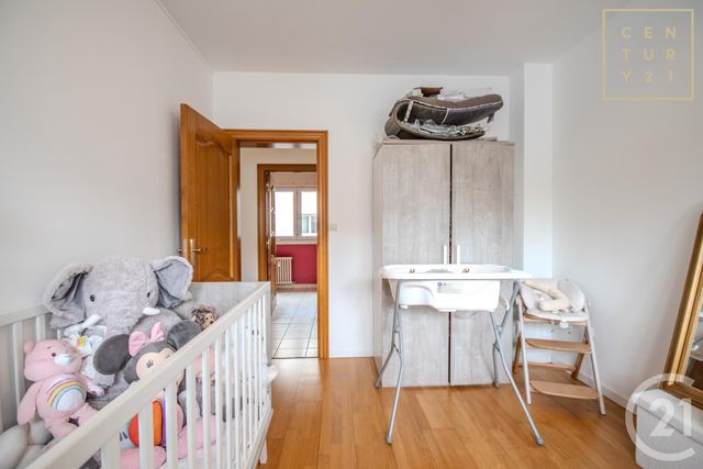 Appartement F4 à vendre - 4 pièces - 74.0 m2 - MAUBEUGE - 59 - NORD-PAS-DE-CALAIS - Century 21 Art-Immo