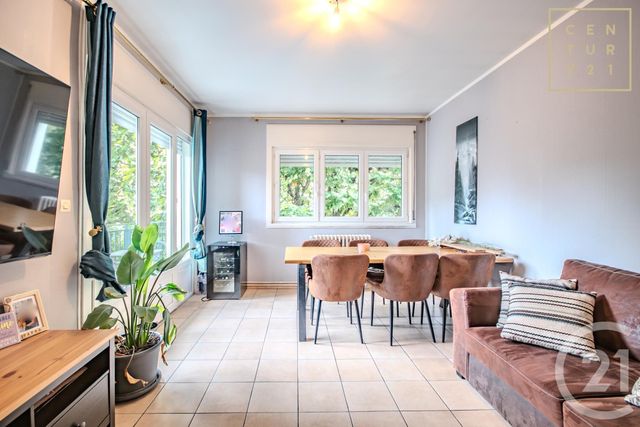 Appartement F4 à vendre - 4 pièces - 74.0 m2 - MAUBEUGE - 59 - NORD-PAS-DE-CALAIS - Century 21 Art-Immo