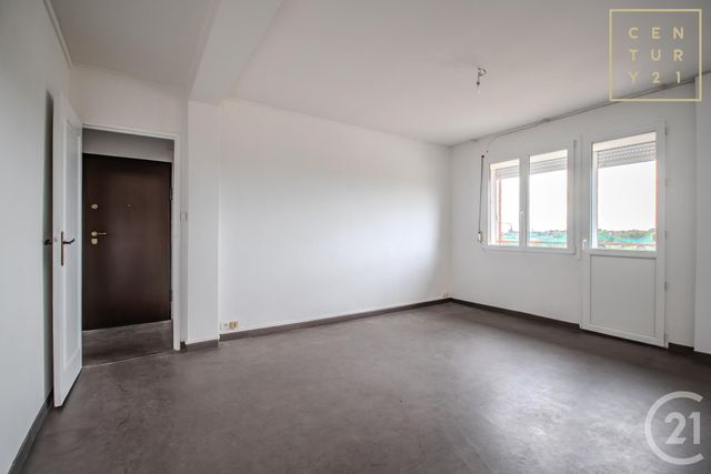 Appartement F5 à vendre - 5 pièces - 75.0 m2 - MAUBEUGE - 59 - NORD-PAS-DE-CALAIS - Century 21 Art-Immo