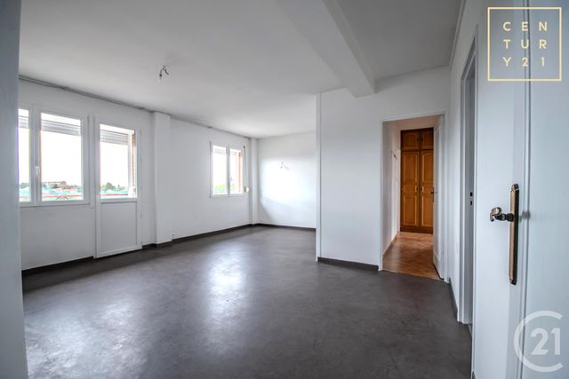 Appartement F5 à vendre - 5 pièces - 75.0 m2 - MAUBEUGE - 59 - NORD-PAS-DE-CALAIS - Century 21 Art-Immo