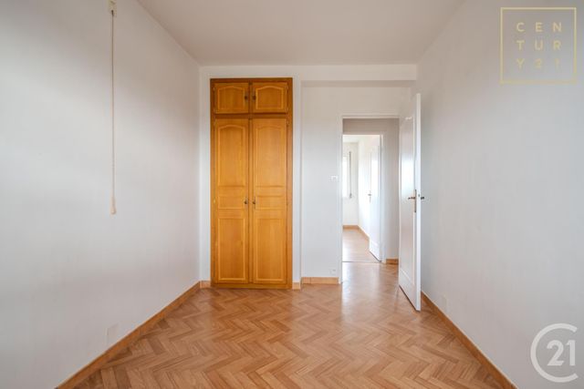 Appartement F5 à vendre - 5 pièces - 75.0 m2 - MAUBEUGE - 59 - NORD-PAS-DE-CALAIS - Century 21 Art-Immo