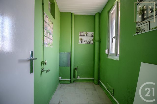 Afficher la photo en grand Appartement F2 à louer - 3 pièces - 52.28 m2 - MAUBEUGE - 59 - NORD-PAS-DE-CALAIS - Century 21 Art-Immo