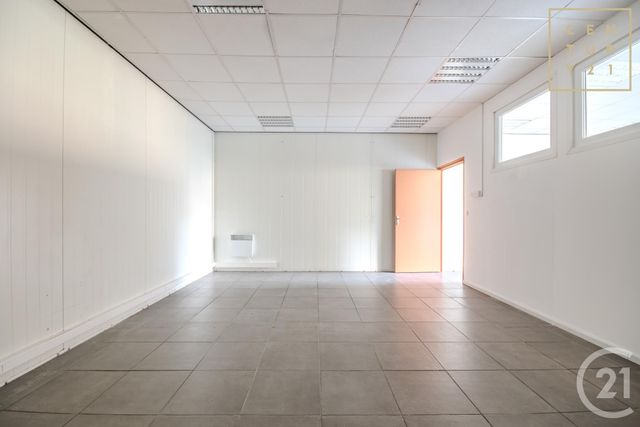 maison à louer - 5 pièces - 168.48 m2 - MAUBEUGE - 59 - NORD-PAS-DE-CALAIS - Century 21 Art-Immo