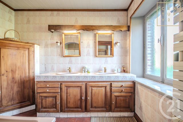 maison à vendre - 8 pièces - 173.35 m2 - OBRECHIES - 59 - NORD-PAS-DE-CALAIS - Century 21 Art-Immo