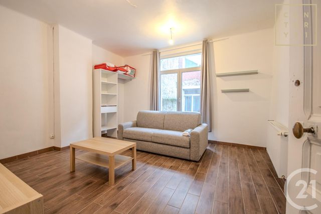 Appartement F1 à louer - 2 pièces - 35.56 m2 - MAUBEUGE - 59 - NORD-PAS-DE-CALAIS - Century 21 Art-Immo